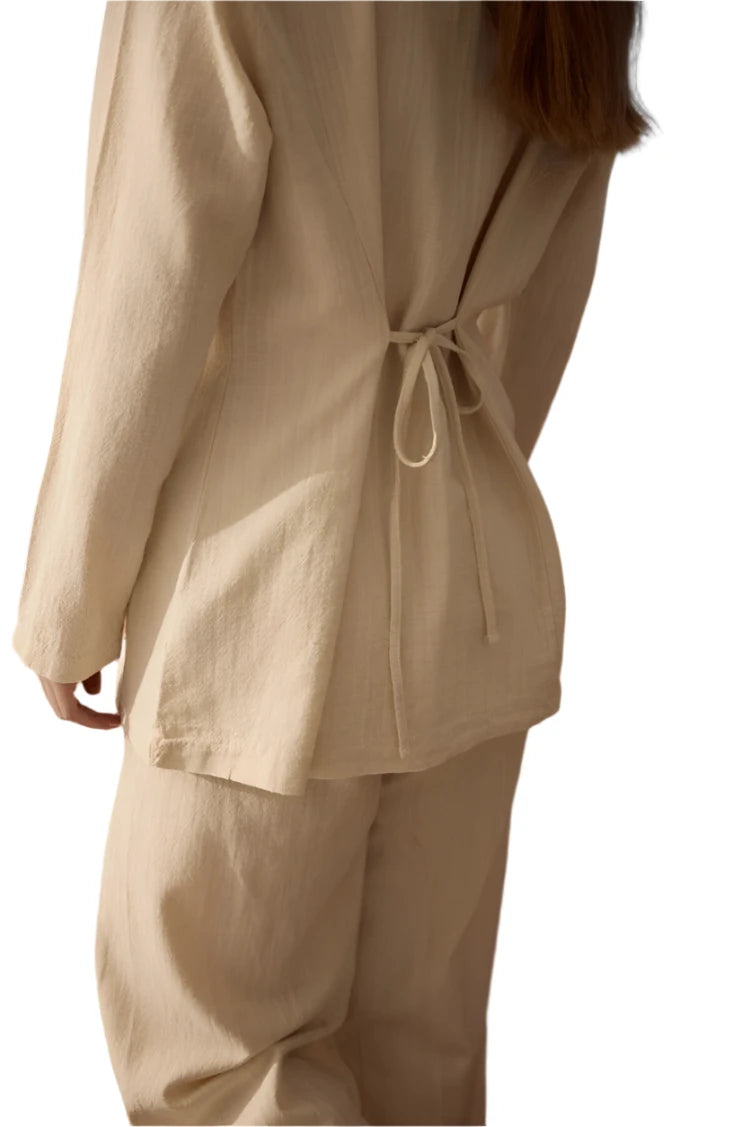 Natural Shirt with Adjustable Waist